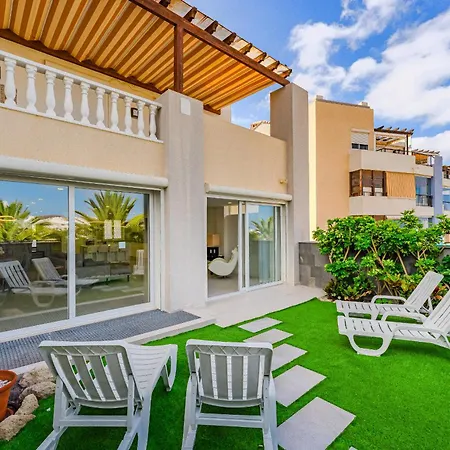 ヴィラ Deluxe Tenerife Cristianos *
