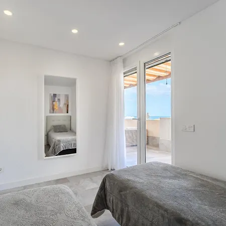 Deluxe Tenerife Cristianos Willa *