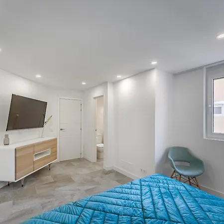 Deluxe Tenerife Cristianos * Los Cristianos (Tenerife)