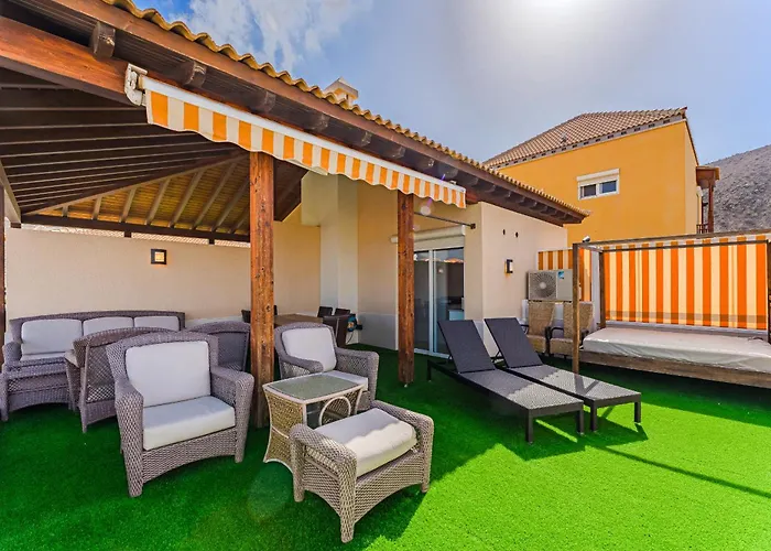 Deluxe Tenerife Cristianos