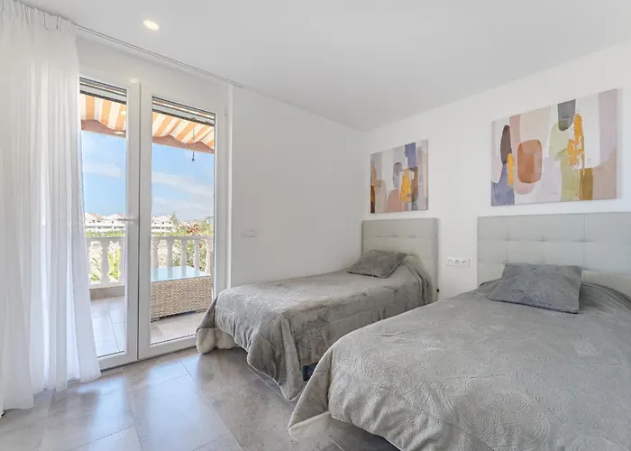 Deluxe Tenerife Cristianos Villa