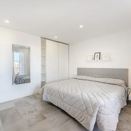 Deluxe Tenerife Cristianos Villa *